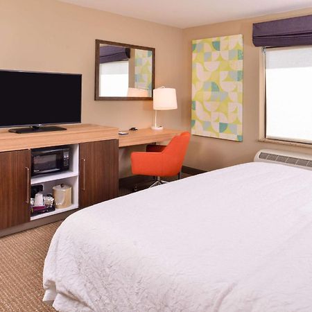 Hampton Inn York Ngoại thất bức ảnh