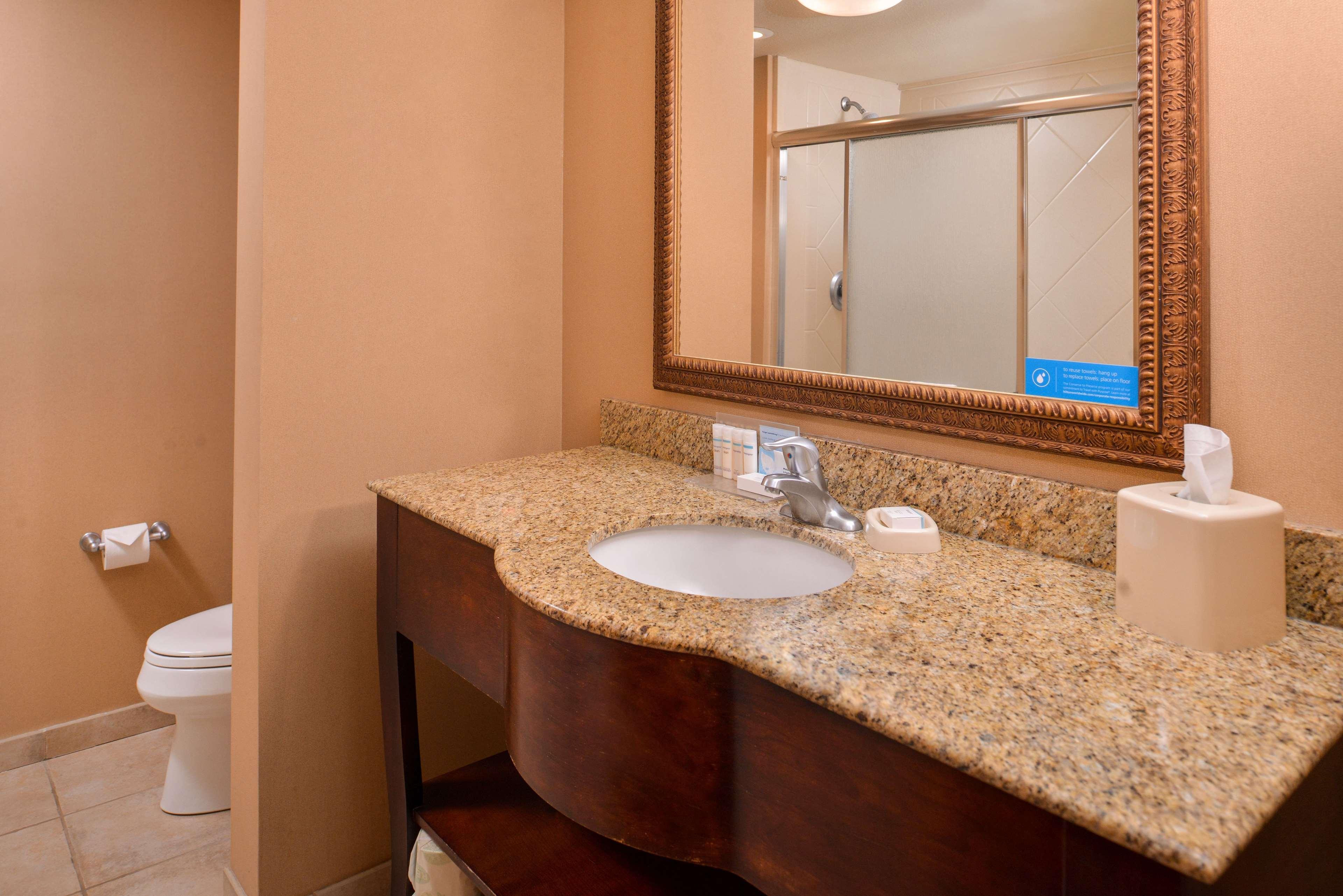 Hampton Inn York Ngoại thất bức ảnh