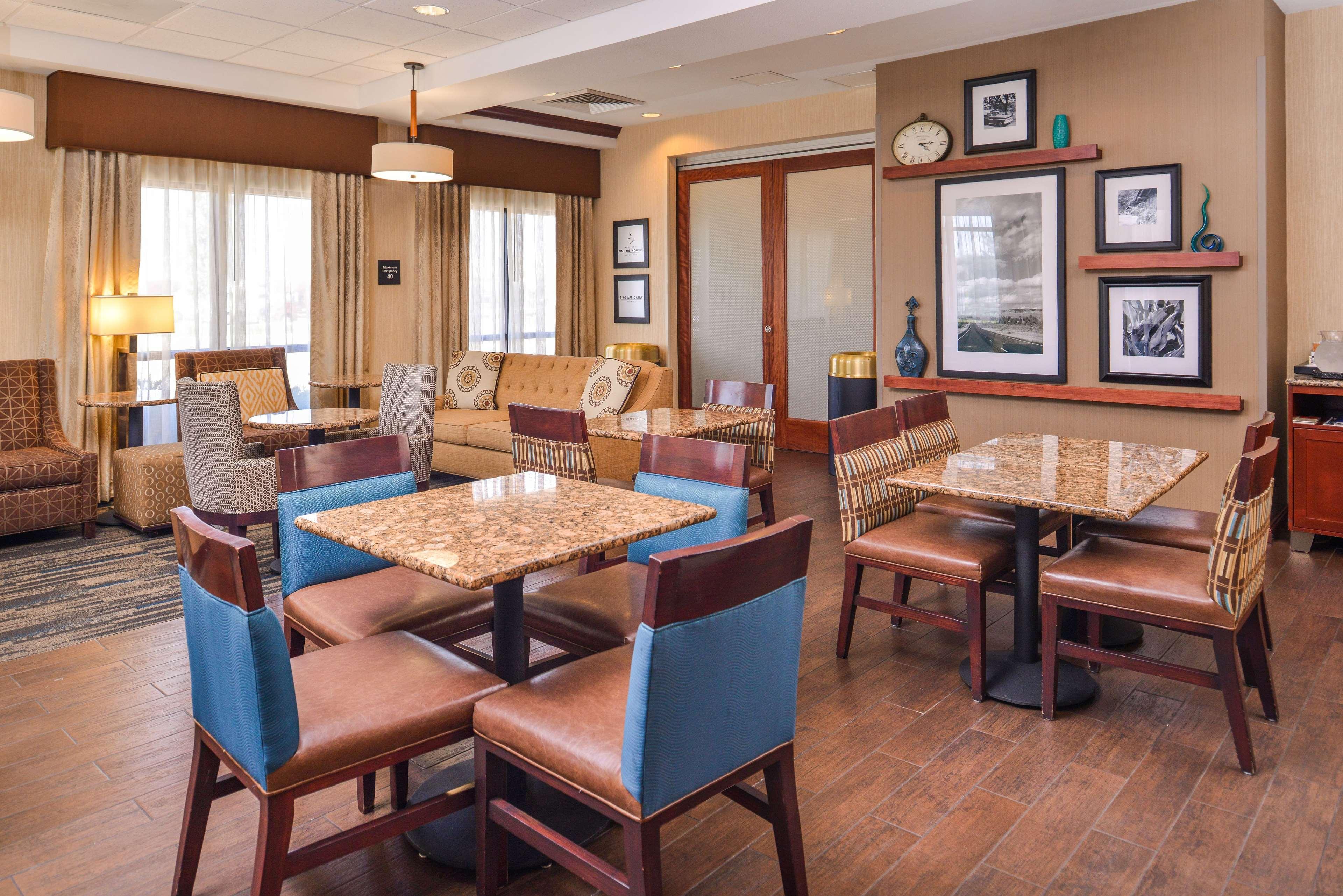 Hampton Inn York Ngoại thất bức ảnh