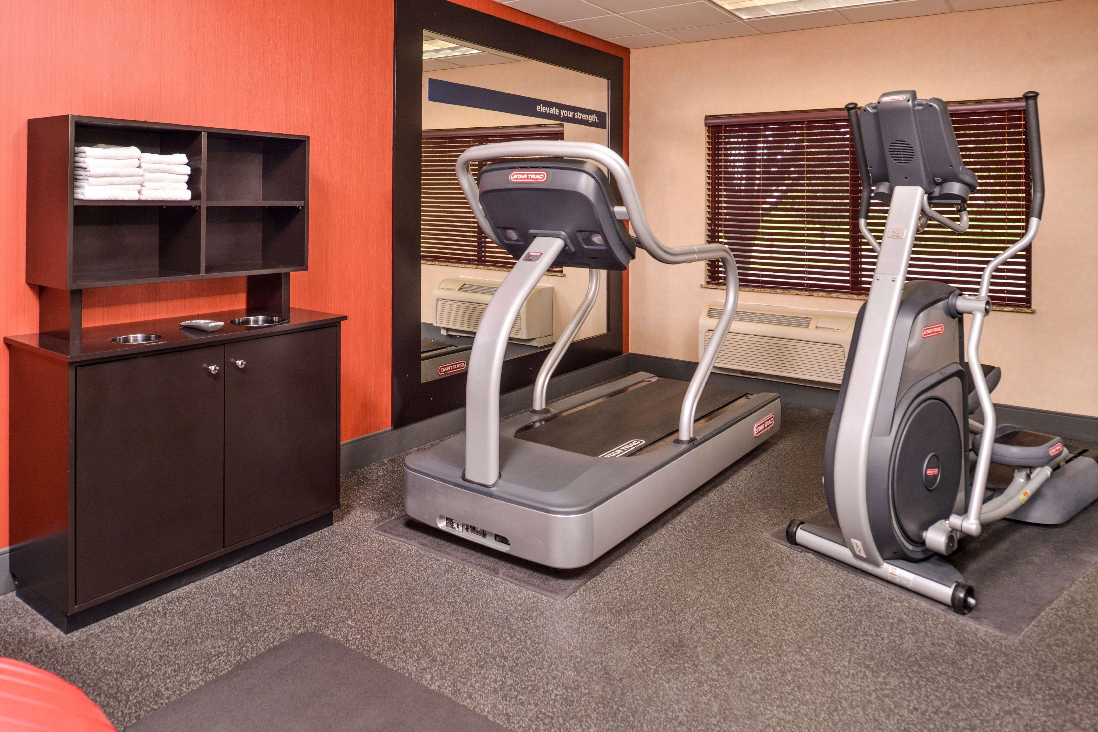 Hampton Inn York Ngoại thất bức ảnh