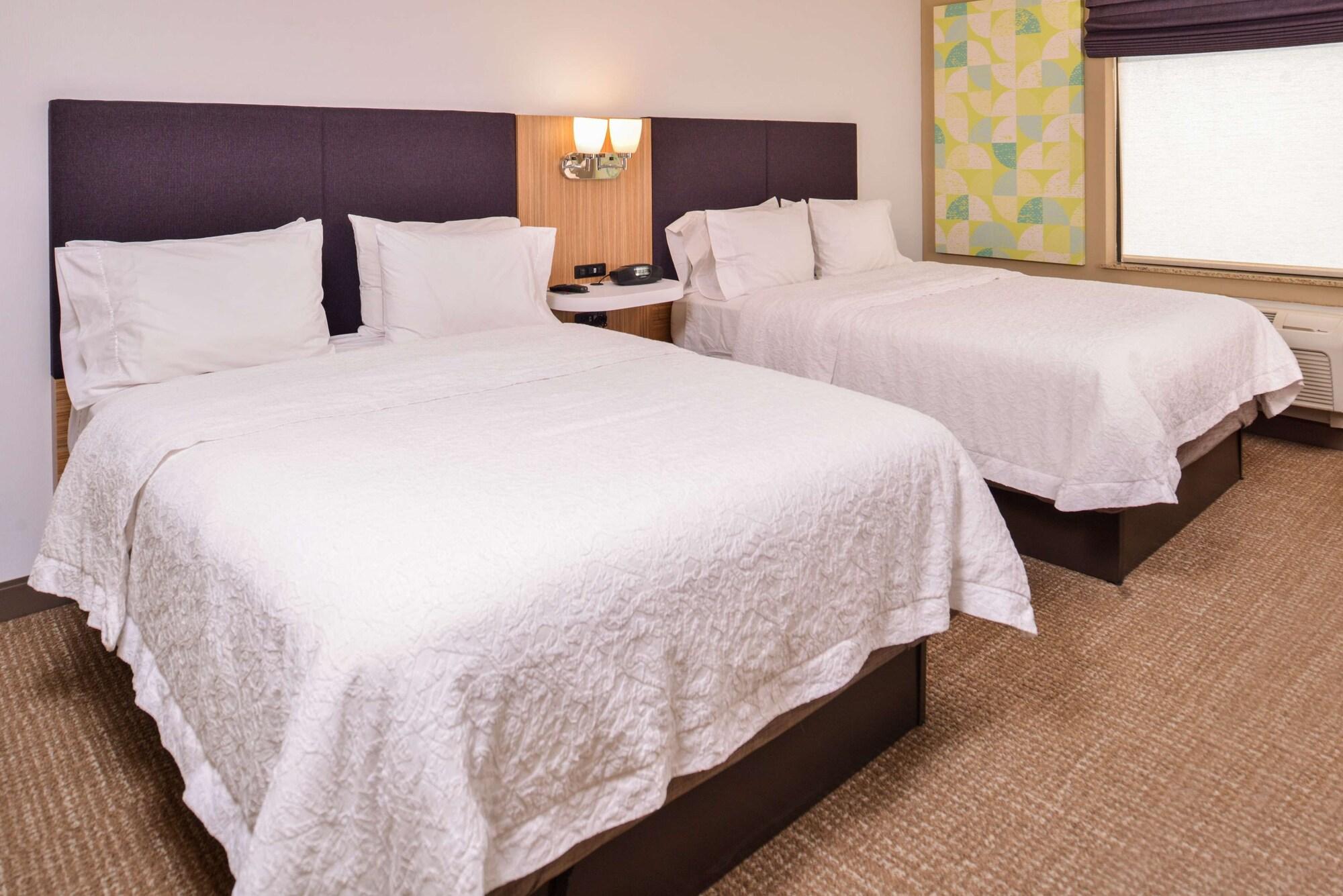 Hampton Inn York Ngoại thất bức ảnh