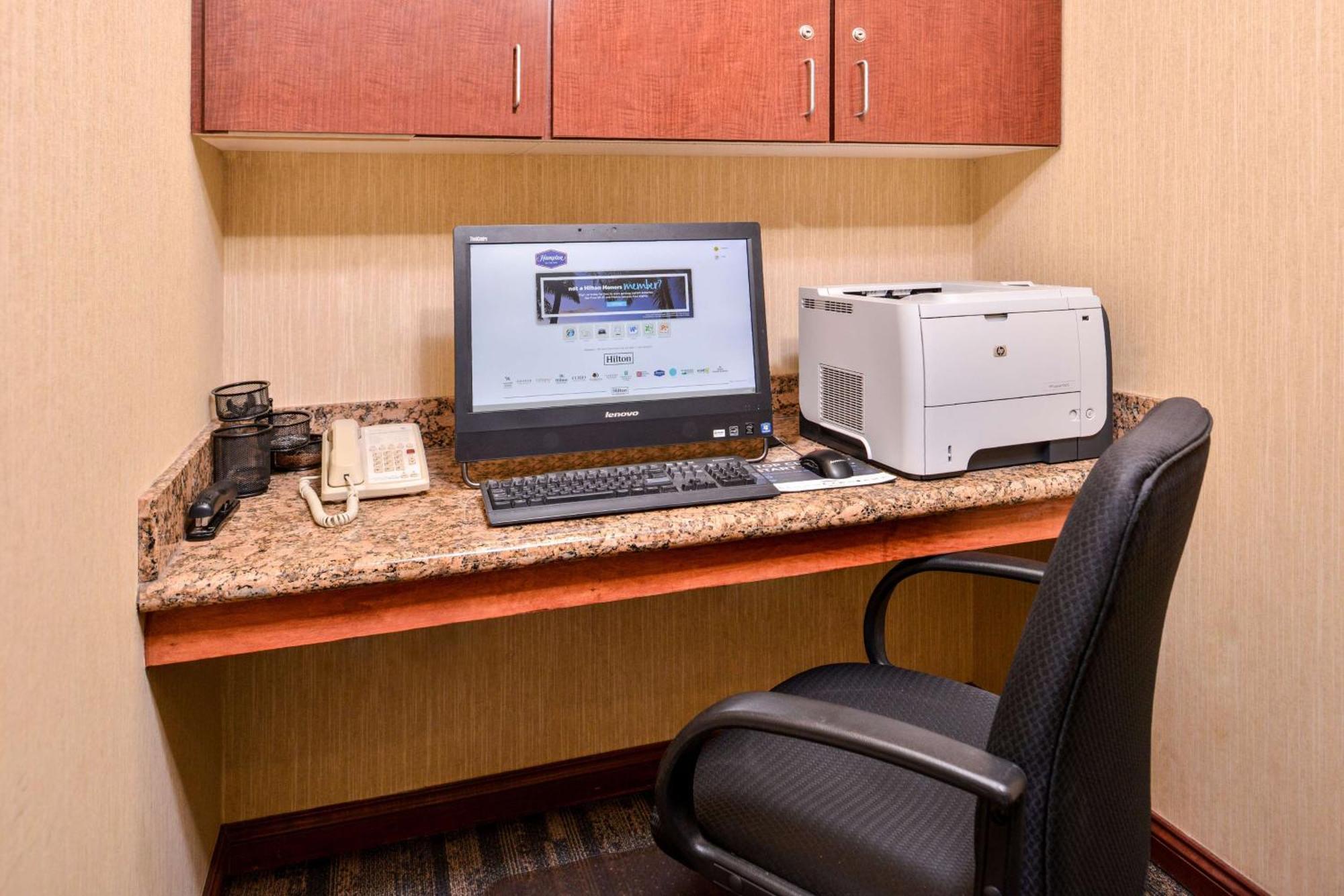 Hampton Inn York Ngoại thất bức ảnh